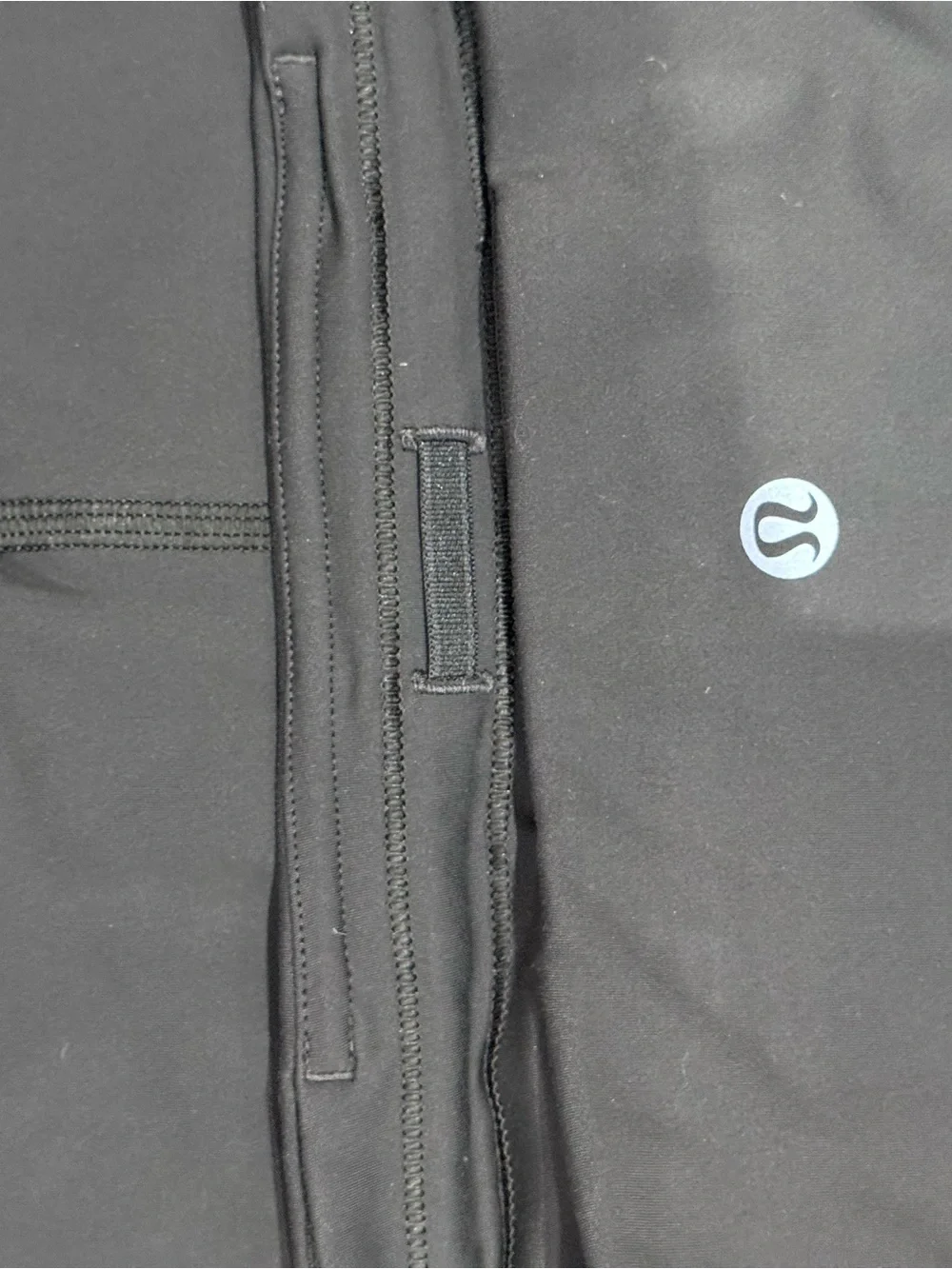 Lululemon High-Waist Olive Green Women’s Athletic Bike Shorts